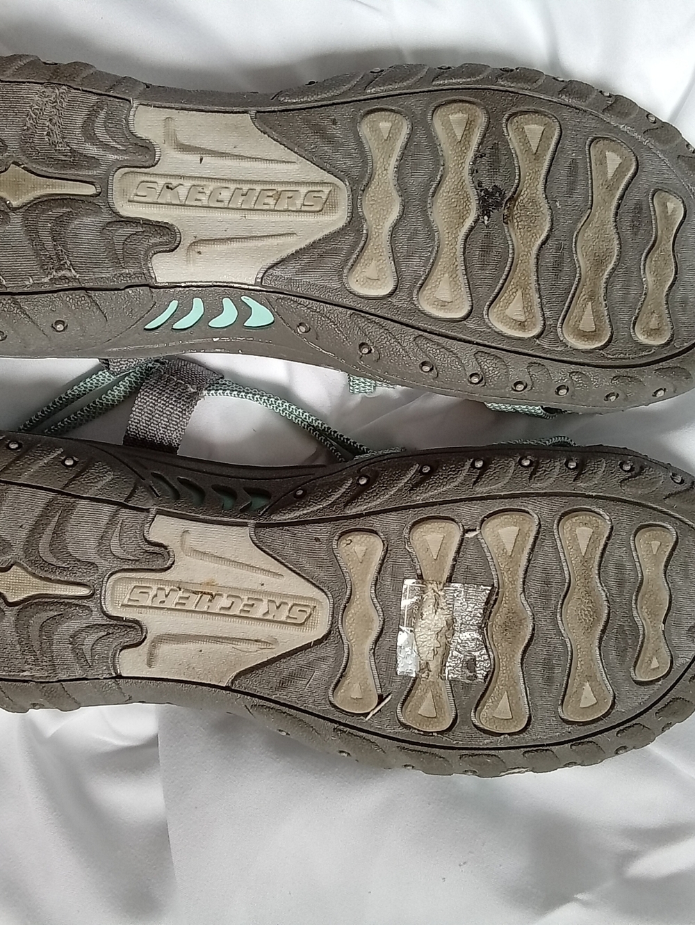 Skechers Women's Gray Sandals with Mint Green Straps - Picture 6 of 6